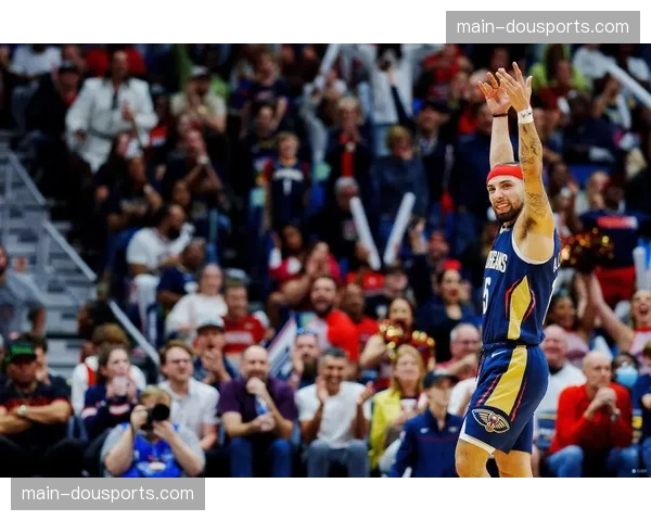 从落选秀到轮换主力：阿尔瓦拉多的NBA逆袭之路