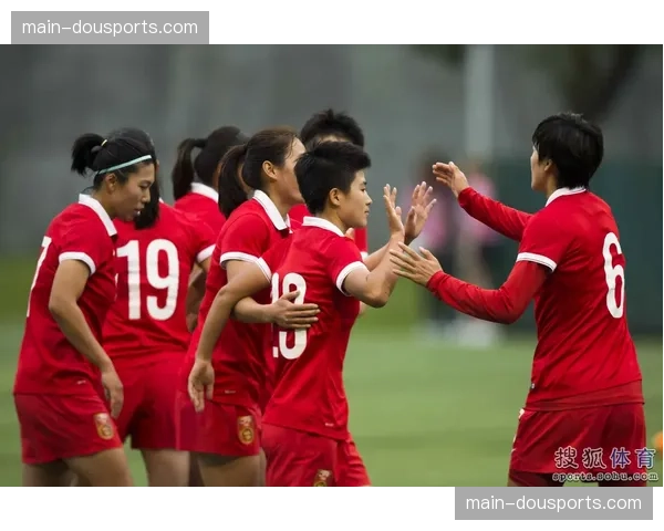 为满足世界杯要求，西雅图Lumen Field启动草坪更换工程